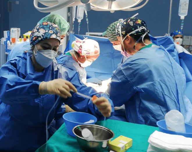 El Complejo Hospitalario Universitario Insular-Materno Infantil agradece la generosidad de los familiares de los donantes que han posibilitado estas intervenciones / TA